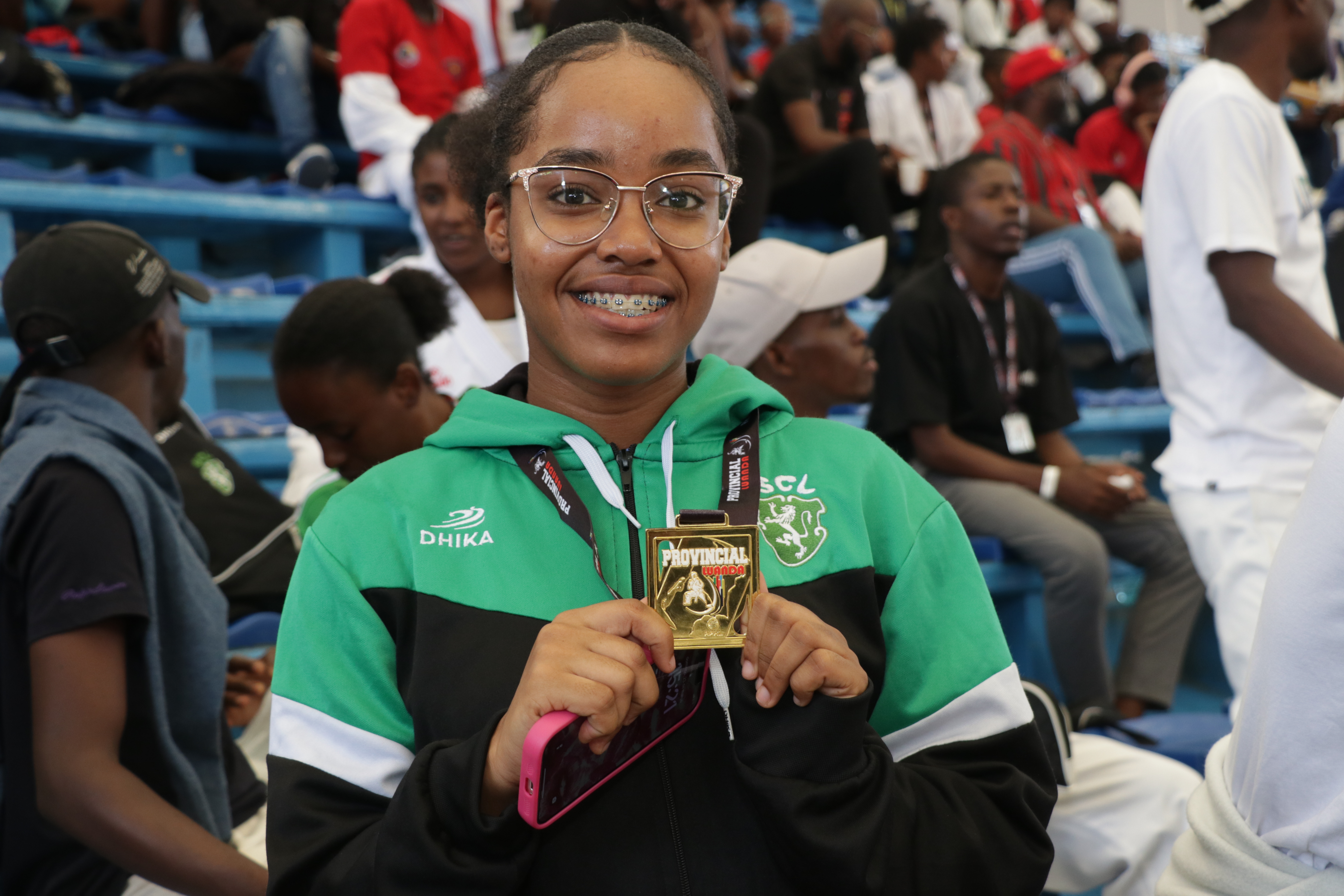 CRISTINA CASTELA REPRESENTA ANGOLA NO MUNDIAL JSKA DO PÃO
