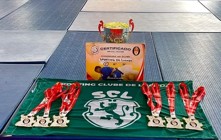 BI - CAMPÕES NACIONAL CABINDA